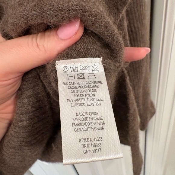 Minnie Rose Chocolate Brown Turtleneck Sweater - Picture 4 of 4